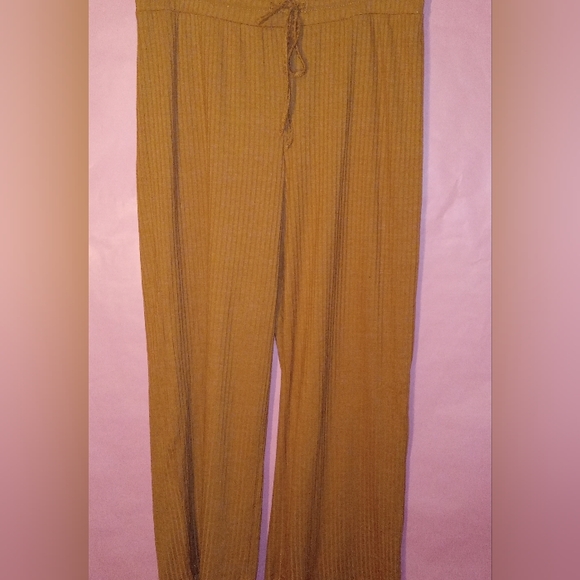 Ribbed Wide Leg Pants - Picture 3 of 7